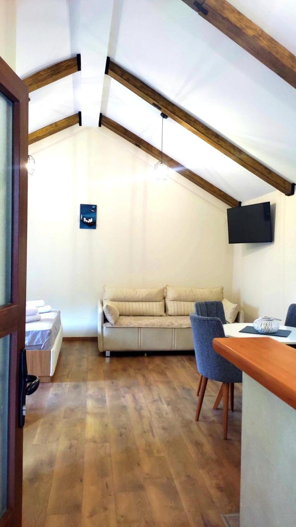 Regina Di Dobrota Appartement Kotor Buitenkant foto